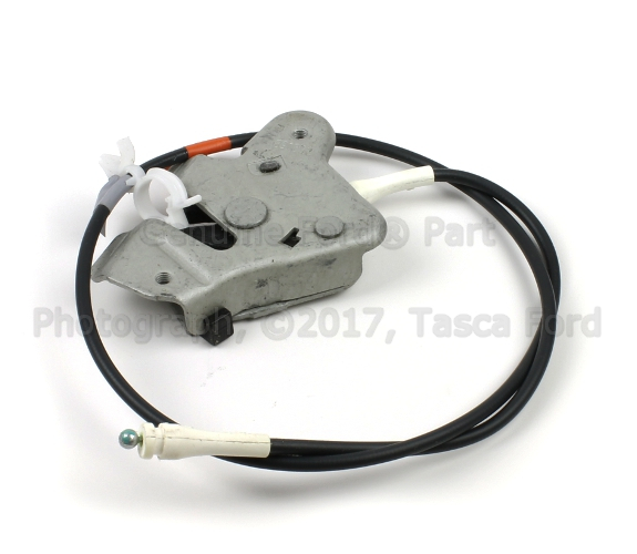 F2UZ15264A32A - Body: Lower Latch for Ford: E-150, E-150 Club Wagon, E-150 Econoline, E-150 Econoline Club Wagon, E-250, E-250 Econoline, E-350 Club Wagon, E-350 Econoline, E-350 Econoline Club Wagon, E-350 Super Duty, E-450 Econoline Super Duty, E-450 Super Duty, Econoline Super Duty Image