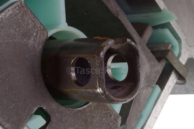 88965341 - Steering: Steering Column for Buick: Rainier | Chevrolet: Trailblazer, Trailblazer EXT | GMC: Envoy, Envoy XL, Envoy XUV | Oldsmobile: Bravada Image