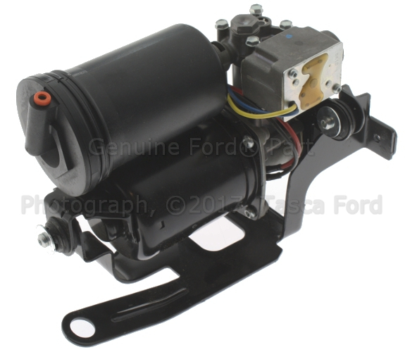 F7OY5319B - Electrical: Compressor Assembly for Lincoln: Continental Image