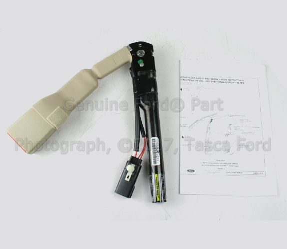 9L1Z7861202AB - Electrical: Buckle for Ford: Expedition | Lincoln: Navigator Image