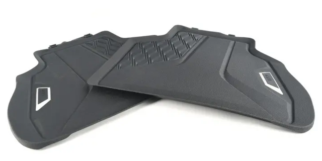 51472458555 - Interior: Rear Rubber Floor Mats G07 X7 2nd Row for BMW Image