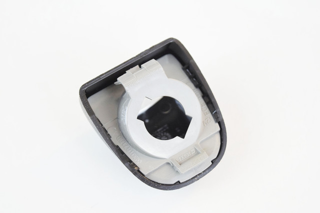 22794700 - : License Lamp BLACK for Cadillac: Escalade, Escalade ESV, Escalade EXT | Chevrolet: Avalanche, Avalanche 1500, Avalanche 2500, Silverado 1500, Silverado 1500 Classic, Silverado 1500 HD, Silverado 1500 HD Classic, Silverado 2500, Silverado 2500 HD, Silverado 2500 HD Classic, Silverado 3500, Silverado 3500 Classic, Silverado 3500 HD, Suburban 1500, Suburban 2500, Tahoe | GMC: Sierra 1500, Sierra 1500 Classic, Sierra 1500 HD, Sierra 1500 HD Classic, Sierra 2500, Sierra 2500 HD, Sierra 2500 HD Classic, Sierra 3500, Sierra 3500 Classic, Sierra 3500 HD, Yukon, Yukon XL 1500, Yukon XL 2500 Image