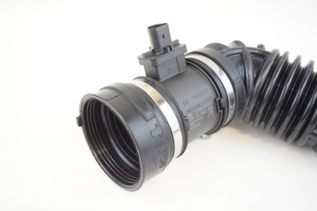 96808176 - : Part# 96808176 Air Cleaner Outlet Duct for Chevrolet: Aveo, Aveo5 | Pontiac: G3 Image