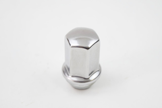 9596070 - : Wheel Lug Nut with Stainless Steel Cap for Buick: Enclave | Cadillac: CTS, Escalade, Escalade ESV, ESCALADE IQ, LYRIQ, OPTIQ, XT5, XT6, XTS | Chevrolet: Blazer, Blazer EV, Colorado, Equinox, Equinox EV, Express 1500, Silverado 1500, Silverado 1500 LD, Silverado 1500 LTD, Silverado 2500 HD, Silverado 3500 HD, Silverado EV, Suburban, Suburban 1500, Suburban 3500 HD, Tahoe, Traverse, Traverse Limited | GMC: Acadia, Acadia Limited, Canyon, Hummer EV Pickup, Hummer EV SUV, Savana 1500, Savana 2500, Savana 3500, Sierra 1500, Sierra 1500 Limited, Sierra 2500 HD, Sierra 3500 HD, Sierra EV, Terrain, Yukon, Yukon XL, Yukon XL 1500, Yukon XL 2500 | Saturn: Outlook Image