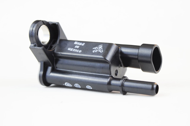 12581282 - : Part# 12581282 Vapor Canister Purge Valve for Buick: LaCrosse, Lucerne, Terraza | Cadillac: DeVille, Escalade, Escalade ESV, Escalade EXT, Seville, SRX, STS, XLR | Chevrolet: Avalanche 1500, Avalanche 2500, Equinox, Express 1500, Express 2500, Express 3500, Malibu, Silverado 1500, Silverado 1500 Classic, Silverado 1500 HD, Silverado 1500 HD Classic, Silverado 2500, Silverado 2500 HD, Silverado 2500 HD Classic, Silverado 3500, Silverado 3500 Classic, Silverado 3500 HD, Suburban 1500, Suburban 2500, Tahoe, Uplander | GMC: Savana 1500, Savana 2500, Savana 3500, Sierra 1500, Sierra 1500 Classic, Sierra 1500 HD, Sierra 1500 HD Classic, Sierra 2500, Sierra 2500 HD, Sierra 2500 HD Classic, Sierra 3500, Sierra 3500 Classic, Sierra 3500 HD, Yukon, Yukon XL 1500, Yukon XL 2500 | Hummer: H2 | Pontiac: Bonneville, G6, Grand Prix, Montana, Torrent | Saturn: Relay Image