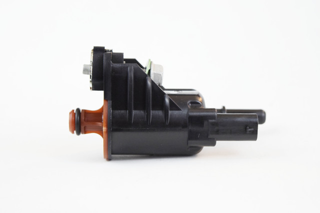 12630282 - : Part# 12630282 Vapor Canister Vent Valve for Buick: Enclave, LaCrosse, Regal Sportback | Cadillac: ATS, CT5, CT6, CTS, Escalade, Escalade ESV, XT5, XT6 | Chevrolet: Blazer, Camaro, Colorado, Corvette, Express 2500, Express 3500, Express 4500, LCF 3500, LCF 3500HG, Silverado 1500, Silverado 1500 LD, Silverado 1500 LTD, Silverado 2500 HD, Silverado 3500 HD, Suburban, Suburban 3500 HD, Tahoe, Traverse, Traverse Limited | GMC: Acadia, Canyon, Savana 2500, Savana 3500, Savana 4500, Sierra 1500, Sierra 1500 Limited, Sierra 2500 HD, Sierra 3500 HD, Yukon, Yukon XL Image