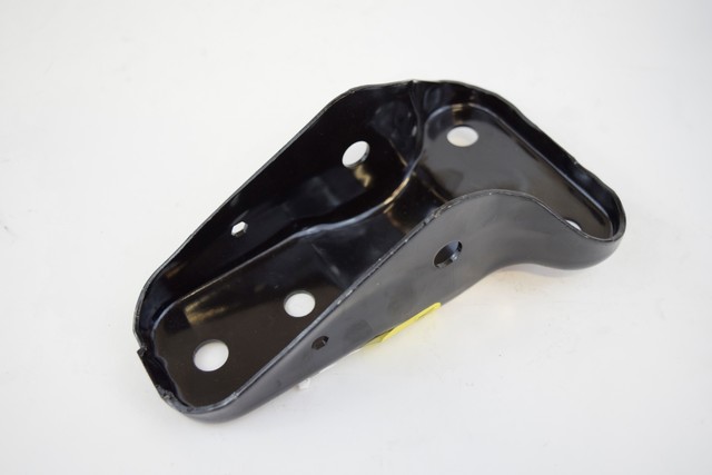 10262701 - Suspension: Trailing Arm Bracket for Buick: Century, LaCrosse, Regal | Chevrolet: Impala, Impala Limited, Monte Carlo | Oldsmobile: Intrigue | Pontiac: Grand Prix Image