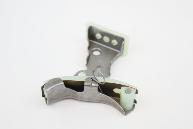 12363192 - : Timing Chain Tensioner for Chevrolet: Cavalier, S10 | GMC: S15, Sonoma | Pontiac: Sunfire Image