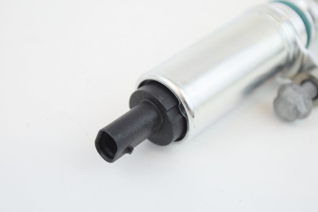 12662737 - : Part# 12662737 Exhaust Variable Valve Timing (VVT) Solenoid for Buick: Envision, LaCrosse, Regal, Regal Sportback, Regal TourX | Cadillac: ATS, CT6, CTS | Chevrolet: Blazer, Camaro, Colorado, Equinox, Impala, Malibu, Malibu Limited, Traverse | GMC: Acadia, Canyon, Terrain Image