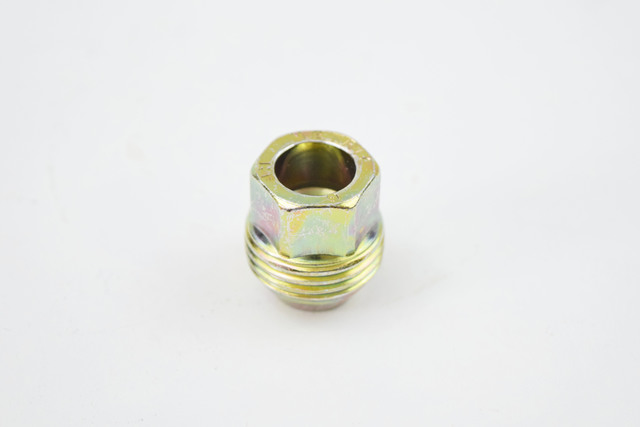 10028615 - : Part# 10028615 Wheel Lug Nut for Buick: LeSabre, Park Avenue | Cadillac: Seville | Chevrolet: Blazer, Cavalier, Corvette, S10 | GMC: Jimmy, Sonoma | Oldsmobile: Bravada | Pontiac: Bonneville | Saturn: SC, SC1, SC2, SL, SL1, SL2, SW1, SW2 Image