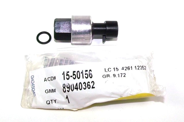 89040362 - HVAC: HVAC Pressure Switch for Buick: Rainier | Cadillac: Escalade, Escalade ESV, Escalade EXT | Chevrolet: Avalanche 1500, Avalanche 2500, Silverado 1500, Silverado 1500 Classic, Silverado 1500 HD, Silverado 2500, Silverado 2500 HD, Silverado 2500 HD Classic, Silverado 3500, Silverado 3500 Classic, Suburban 1500, Suburban 2500, Tahoe, Trailblazer, Trailblazer EXT | GMC: Envoy, Envoy XL, Envoy XUV, Sierra 1500, Sierra 1500 Classic, Sierra 1500 HD, Sierra 2500, Sierra 2500 HD, Sierra 2500 HD Classic, Sierra 3500, Sierra 3500 Classic, Yukon, Yukon XL 1500, Yukon XL 2500 | Hummer: H2 | Oldsmobile: Bravada Image