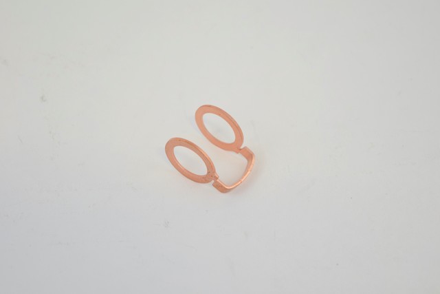 97331137 - : Part# 97331137 Turbocharger Oil Feed Pipe Gasket for Chevrolet: Express 2500, Express 3500, Express 4500, Silverado 2500 HD, Silverado 2500 HD Classic, Silverado 3500, Silverado 3500 Classic, Silverado 3500 HD | GMC: Savana 2500, Savana 3500, Savana 4500, Sierra 2500 HD, Sierra 2500 HD Classic, Sierra 3500, Sierra 3500 Classic, Sierra 3500 HD Image