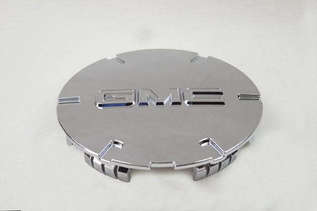 9597571 - : Part# 9597571 Bright Chrome Center Cap for GMC: Terrain Image