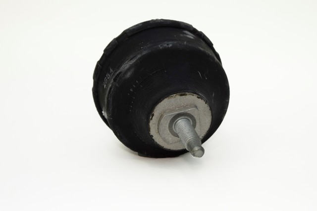 15062381 - Engine: Mount for Buick: Rainier | Chevrolet: Trailblazer, Trailblazer EXT | GMC: Envoy, Envoy XL, Envoy XUV | Oldsmobile: Bravada Image