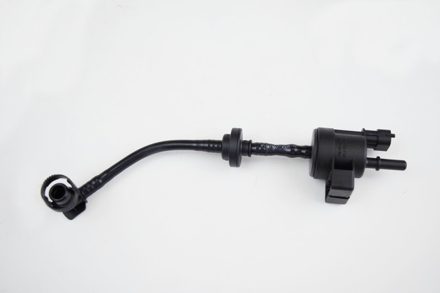 90910-12259 90910-12272 Solenoide Della Valvola Di Spurgo Del Contenitore Del Vapore Del Vuoto Evap~p143216235