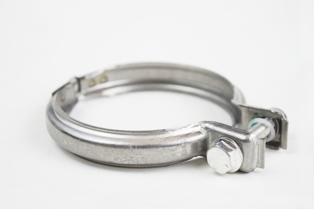 55565351 - : Part# 55565351 Exhaust Pipe Clamp for Buick: Encore | Chevrolet: Cruze, Cruze Limited, Sonic, Trax Image