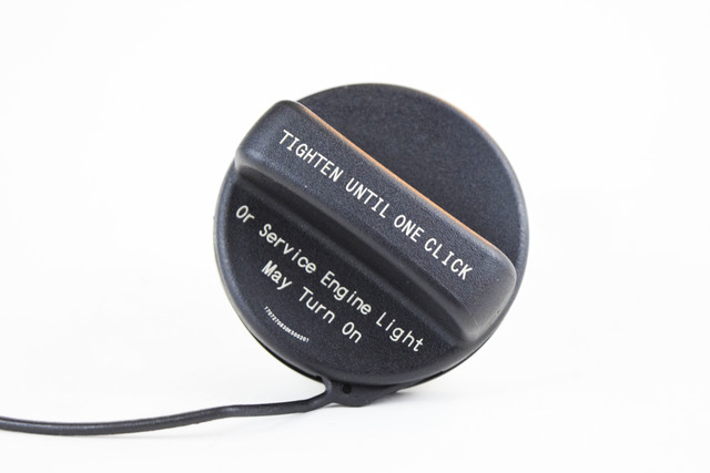 23361879 - Air &amp; Fuel Delivery: Part# 23361879 Fuel Tank Filler Cap for Chevrolet: Captiva Sport, Colorado | GMC: Canyon Image