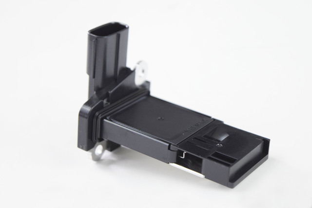 98002762 - : Part# 98002762 Mass Airflow Sensor with Intake Air Temperature Sensor for Chevrolet: Express 2500, Express 3500, Express 4500, Silverado 2500 HD, Silverado 3500 HD | GMC: Savana 2500, Savana 3500, Savana 4500, Sierra 2500 HD, Sierra 3500 HD Image