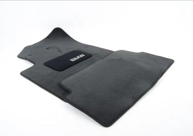 82112293412 - Interior: Carpet Floor Mats, Anthracite (E82 1 Series) for BMW: 128i, 135i Image
