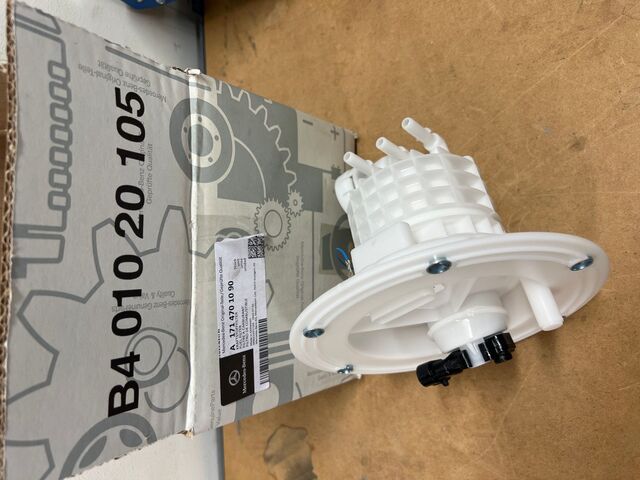 1714700000 - : Fuel Filter Unit for Mercedes-Benz Image