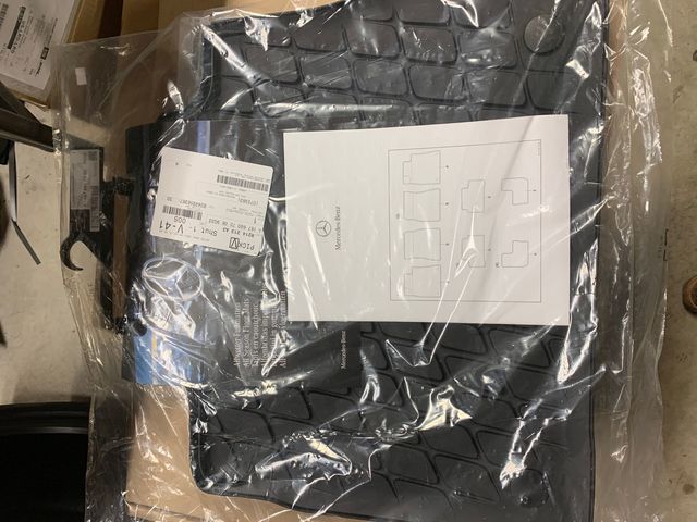 16768072069G33 - : Floor Mat for Mercedes-Benz Image