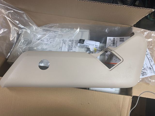 21291817308R73 - : Cover for Mercedes-Benz Image