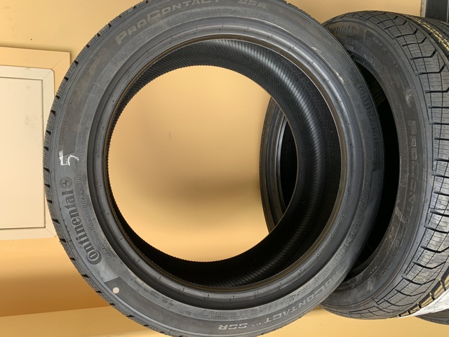 Mercedes-Benz 245/40 R18 スタッドレスセット　4/4口 Q8401664 - Continental 245/40R18 Sku 1549434 97H | MB Parts Source