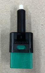 Brake Light Switch - Nissan (25320-AX10A)