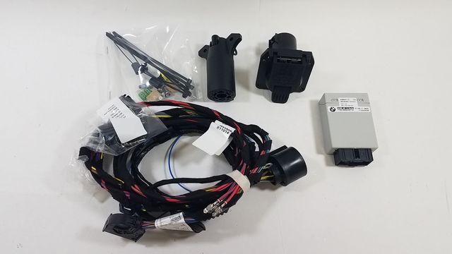 71602156526 - Towing: Trailer Hitch Electrical Kit for BMW Image