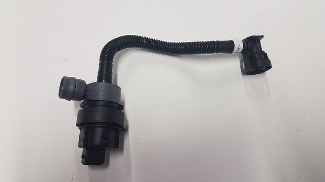 13907618643 - 2006-2013 BMW Vapor Canister Purge Solenoid (13-90-7