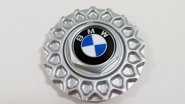 36132225376 - 1984-1992 BMW Hub Cap (36-13-2-225-376) | BMW