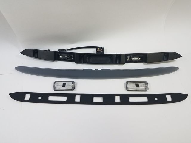 51137170966 - 1999-2005 BMW Handle (51-13-7-170-966) | BMW of