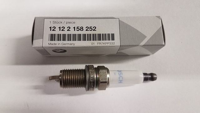 BOSCH   12122158252  12本セット BOSCH 12122158252 12本セット BMW Spark Plug