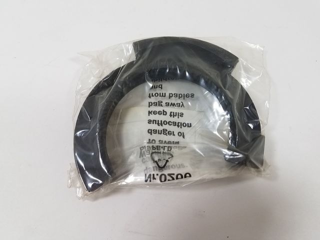 ぴー 31336857002 - 2007-2019 BMW Lower Seat (31-33-6-857-002