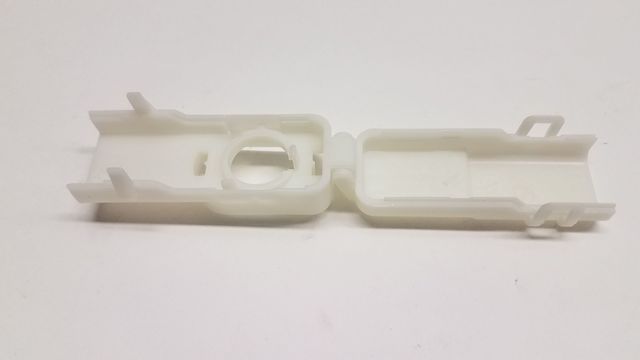 61139290787 - Cover Positive Battery Termi 889700 (61-13-9-290-787