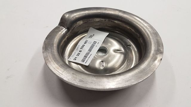 31326769667 - 1997-2010 BMW Upper Spring Pocket (31-32-6-769-667
