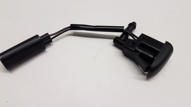 乳液 BMW Windshield Washer Reservoir Filler Tube / Neck 61667427883