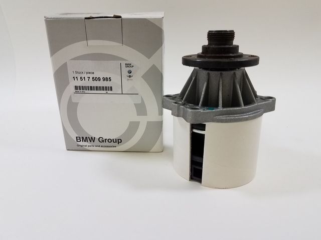 11517509985 - 1991-2006 BMW Water Pump Assembly (11-51-7-509
