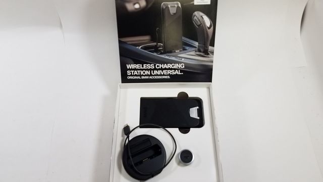84102461531 - Audio/Video: Wireless Charging Station for BMW Image