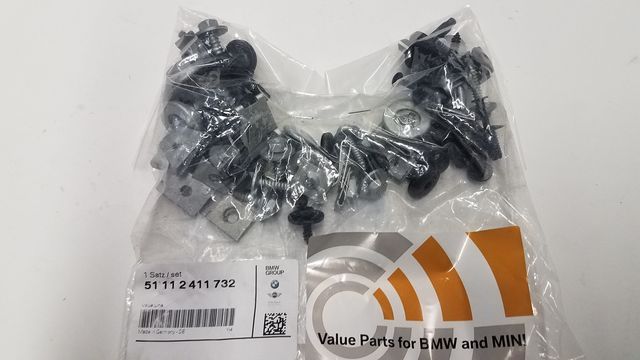 51112411732 - Set Of Mounted Parts Bumper 519810 (51-11-2-411-732