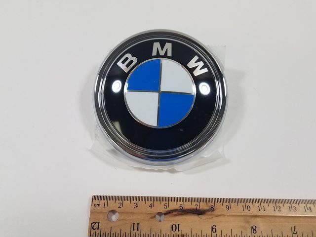 51147294465 - 2014-2019 BMW Emblem Replacement - Rear (51-14