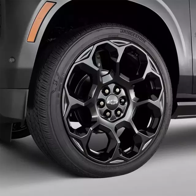 84934743 - : Buy Chevrolet 24 Inch Wheel 84934743 OEM for GM Image