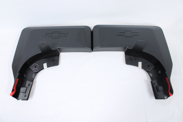 86517279 - : Rear Flat Splash Guards Kit for GM Image