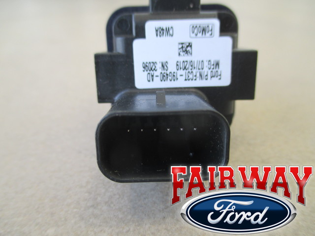 FC3Z-19G490-B 15 thru 16 Super Duty OEM Ford Rear Backup Reverse ...