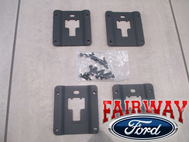 HC3Z9928408AA - : Standard Interface Plate Kit for Ford: E-350 Super Duty, E-450 Super Duty, F-150, F-250 Super Duty, F-350 Super Duty, F-450 Super Duty, F-550 Super Duty Image