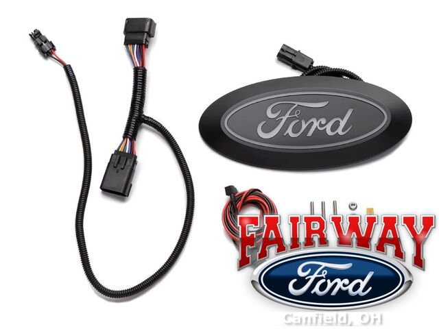 VPC3Z8A224A - Exterior: Front Lighted Ford Oval Halogen For Vehicles for Ford: E-350 Super Duty, E-450 Super Duty, F-250 Super Duty, F-350 Super Duty, F-450 Super Duty, F-550 Super Duty Image