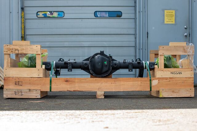 430039CL0C - : REAR AXLE ASSEMBLY (N50 XTERRA) for Nissan: Xterra Image