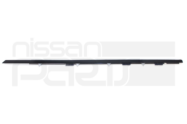 8082022U00 - : OUTER BELT MOULDING (RH) (R33 2-DOOR) for Nissan: GT-R Image