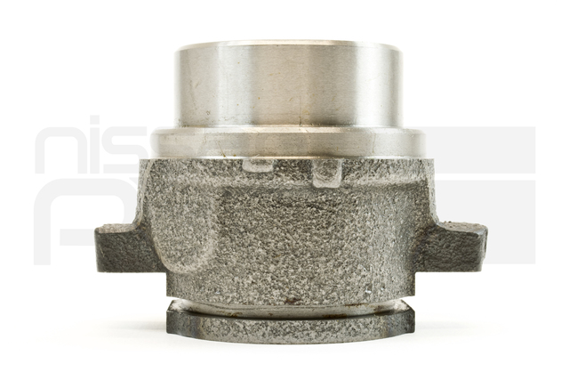 30501K0404 - : CLUTCH RELEASE BEARING SLEEVE (S13 S14 S15 R32 D21 D22 WD22+MORE) for Nissan: 240SX Image