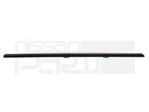                                     R32 2-DOOR OUTER BELT MOULDING RH
                                